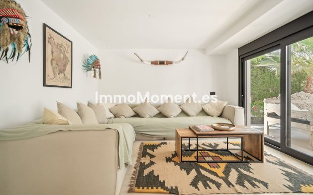 Reventa - Villa independiente - Marbella - Marbesa