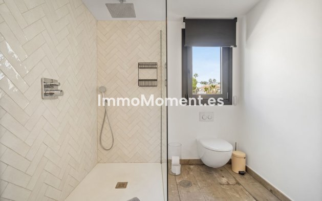 Reventa - Villa independiente - Marbella - Marbesa