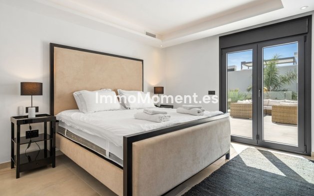 Reventa - Villa independiente - Marbella - Marbesa