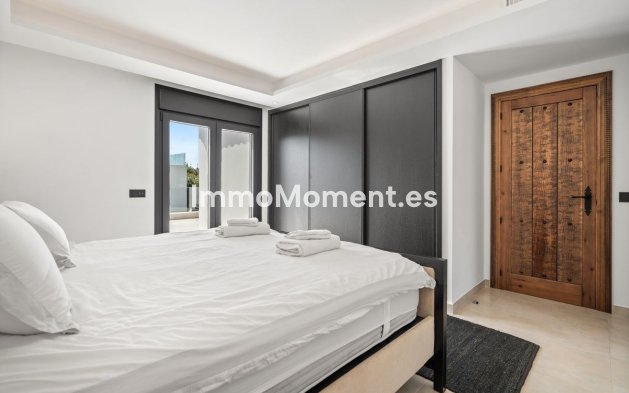 Reventa - Villa independiente - Marbella - Marbesa
