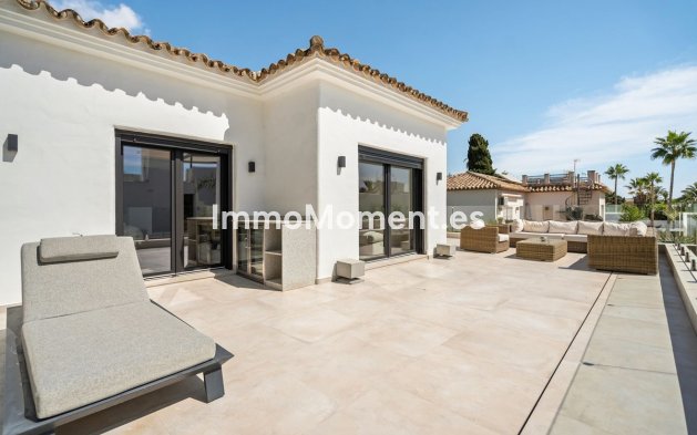 Reventa - Villa independiente - Marbella - Marbesa