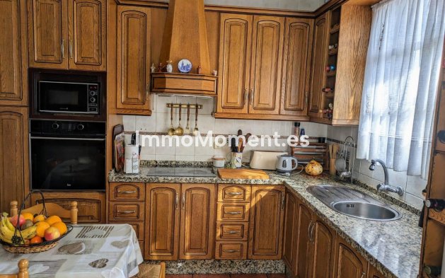 Wiederverkauf - Freistehende Villa - Benalmadena - Benalmadena Centro