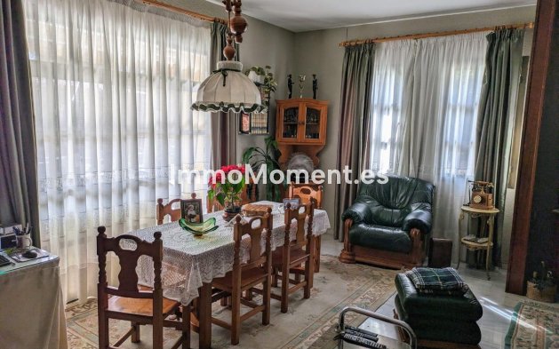 Wiederverkauf - Freistehende Villa - Benalmadena - Benalmadena Centro