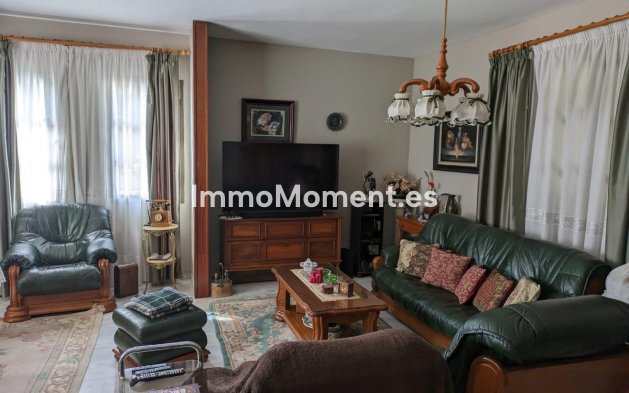 Wiederverkauf - Freistehende Villa - Benalmadena - Benalmadena Centro