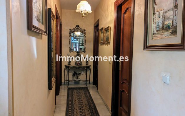 Wiederverkauf - Freistehende Villa - Benalmadena - Benalmadena Centro