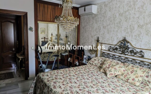 Wiederverkauf - Freistehende Villa - Benalmadena - Benalmadena Centro