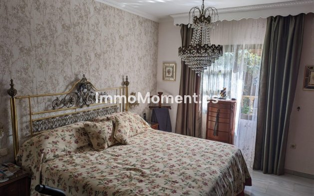 Wiederverkauf - Freistehende Villa - Benalmadena - Benalmadena Centro