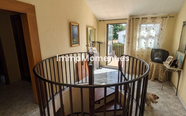 Wiederverkauf - Freistehende Villa - Benalmadena - Benalmadena Centro