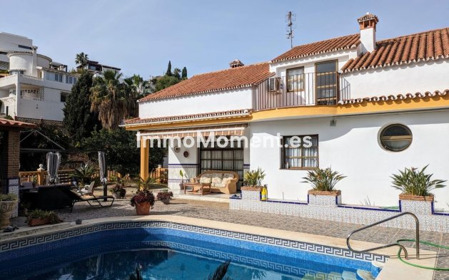 Wiederverkauf - Freistehende Villa - Benalmadena - Benalmadena Centro