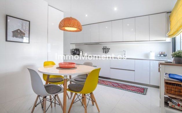 Wiederverkauf - Wohnung - Estepona  - Estepona Centro