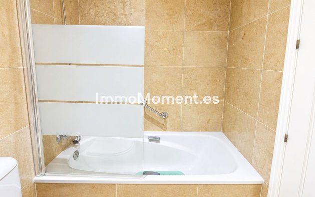 Revente - Appartement - Manilva - La Duquesa