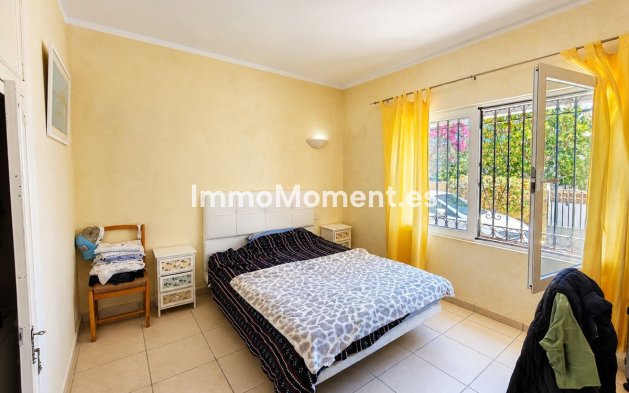 Resale - Detached villa - Manilva - La Duquesa