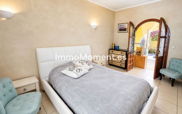 Resale - Detached villa - Manilva - La Duquesa