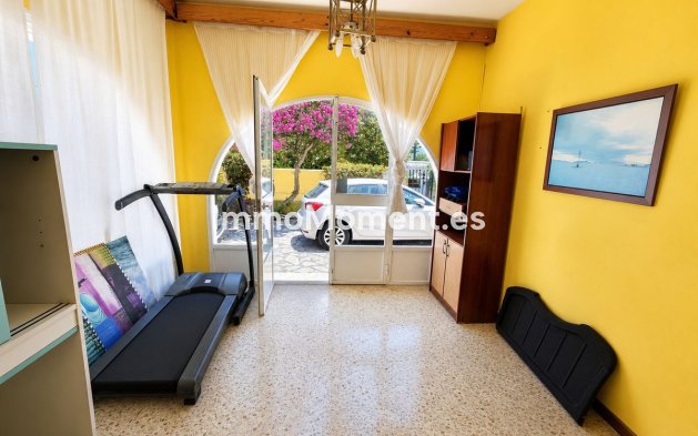 Resale - Detached villa - Manilva - La Duquesa