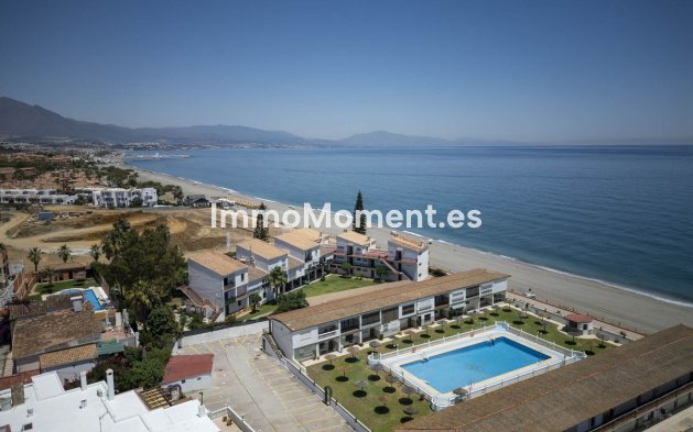 Resale - Detached villa - Manilva - La Duquesa