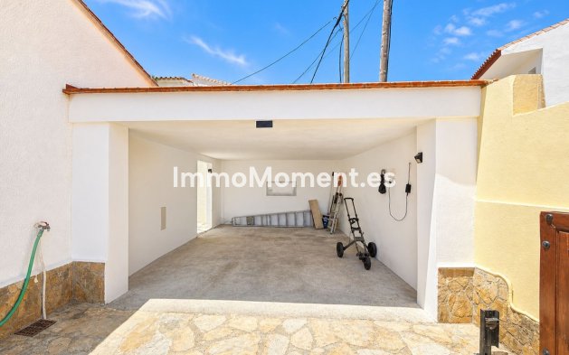 Resale - Detached villa - Manilva - La Duquesa