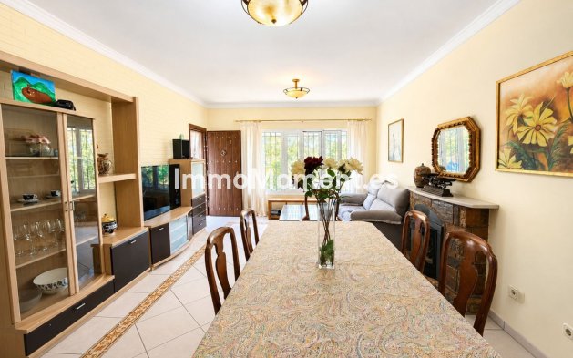 Resale - Detached villa - Manilva - La Duquesa