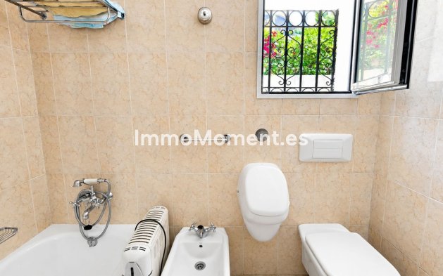 Resale - Detached villa - Manilva - La Duquesa