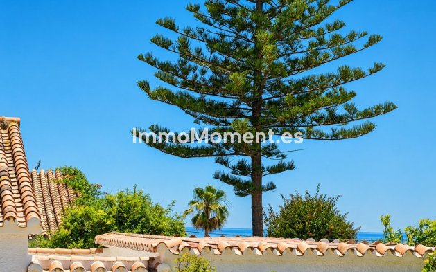 Resale - Detached villa - Manilva - La Duquesa