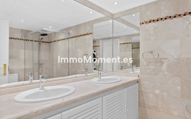 Wiederverkauf - Wohnung - Marbella - Nueva Andalucía