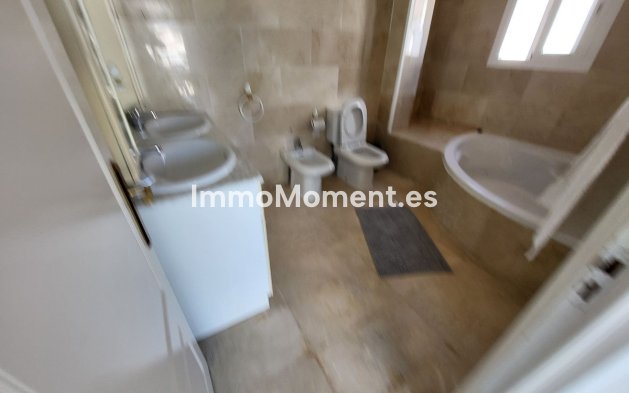 Wiederverkauf - Wohnung - Marbella - Puerto Banús
