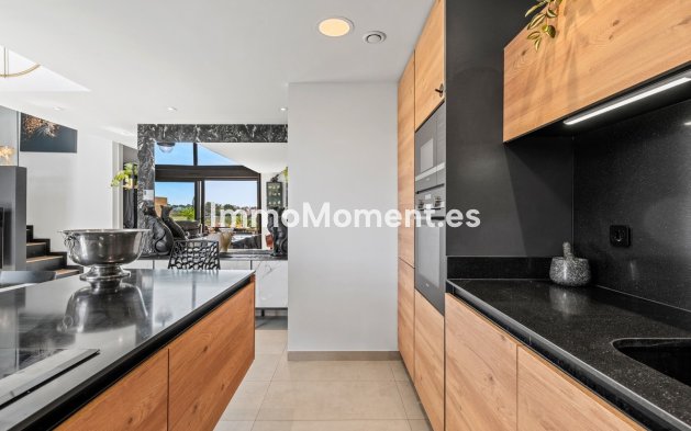Resale - Apartment - Orihuela - Villamartín