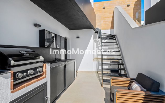 Resale - Apartment - Orihuela - Villamartín