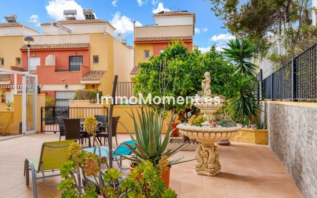 Resale - Townhouse - Orihuela - Villamartín