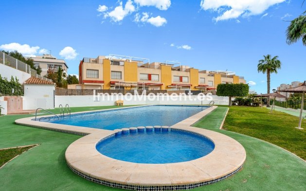 Resale - Townhouse - Orihuela - Villamartín