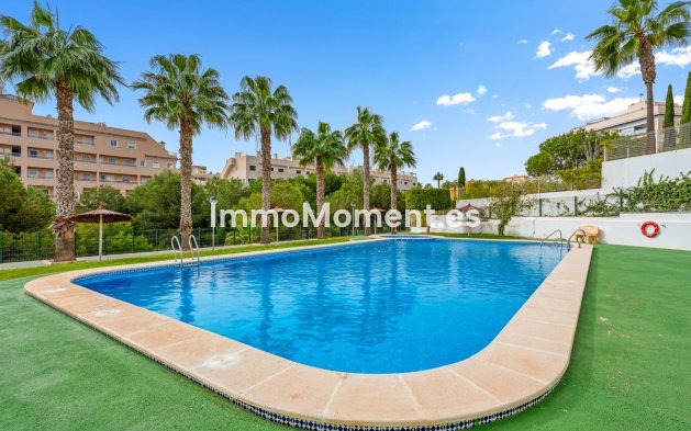 Resale - Townhouse - Orihuela - Villamartín