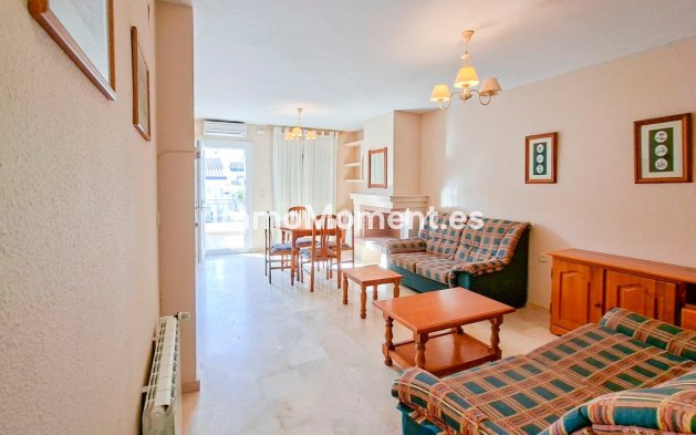 Resale - Townhouse - Orihuela - Villamartín