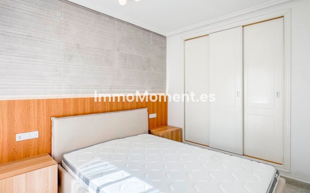 Resale - Apartment - Orihuela - Campoamor
