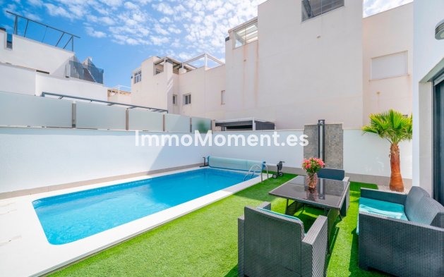Wiederverkauf - Freistehende Villa - Torrevieja - Torrevieja Centro