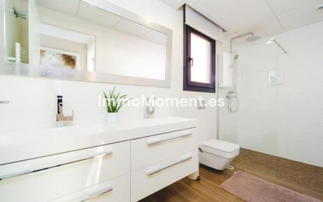 Wiederverkauf - Freistehende Villa - Torrevieja - Torrevieja Centro