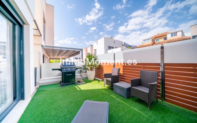 Wiederverkauf - Freistehende Villa - Torrevieja - Torrevieja Centro