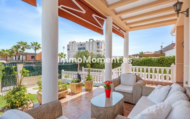 Wiederverkauf - Freistehende Villa - Torrevieja - La Mata