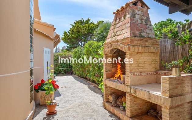 Wiederverkauf - Freistehende Villa - Torrevieja - La Mata