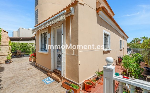 Wiederverkauf - Freistehende Villa - Torrevieja - La Mata