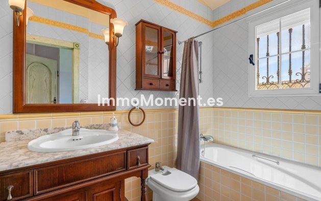 Wiederverkauf - Freistehende Villa - Torrevieja - La Mata