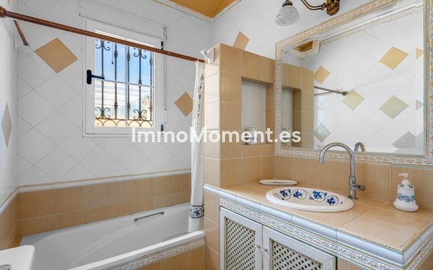 Wiederverkauf - Freistehende Villa - Torrevieja - La Mata