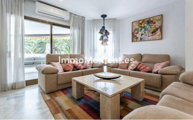 Reventa - Apartamento - Marbella - Elviria