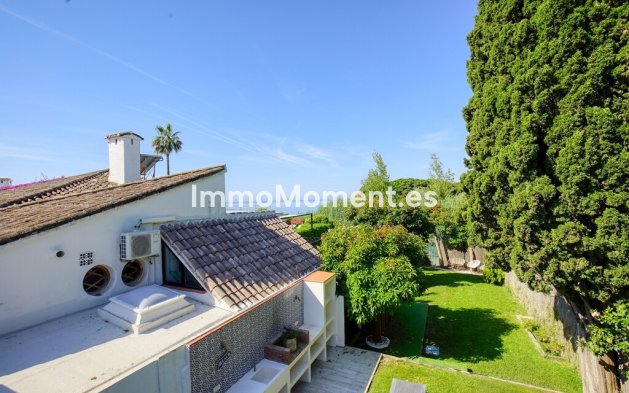 Reventa - Villa independiente - Estepona  - Estepona Centro