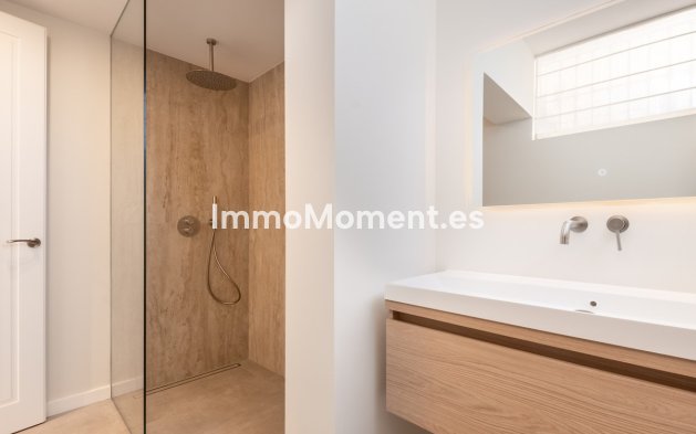 Resale - Apartment - Benahavís - Benahavís Centro
