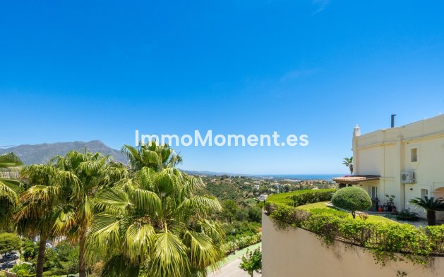 Resale - Apartment - Benahavís - Benahavís Centro