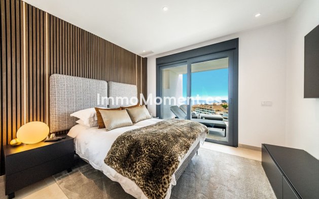 Resale - Apartment - Fuengirola - Carvajal