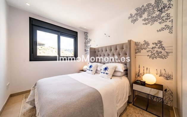 Resale - Apartment - Fuengirola - Carvajal