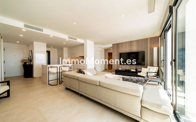 Resale - Apartment - Fuengirola - Carvajal