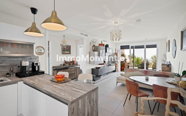 Resale - Apartment - Benalmadena - Benalmadena Centro