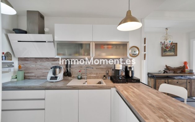 Resale - Apartment - Benalmadena - Benalmadena Centro