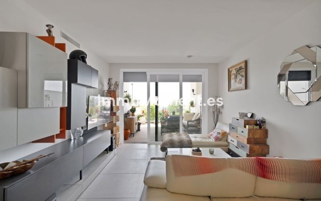 Resale - Apartment - Benalmadena - Benalmadena Centro